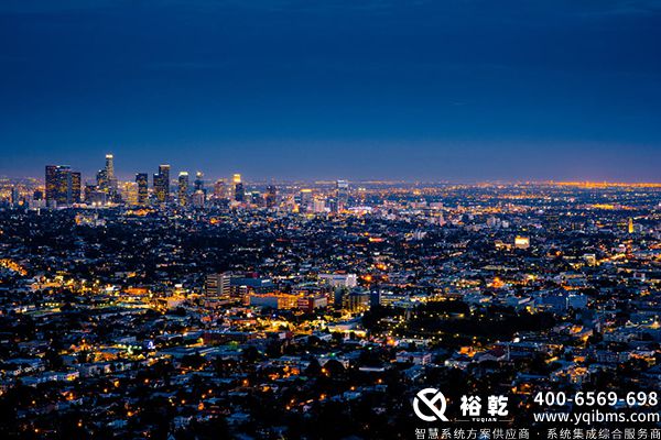 绿色楼宇解决方案品牌推荐(图1) aerial photography of cityscape at night.jpg